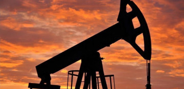 Rise in US oil rigs push Brent oil below $62