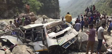 35 killed in Peru as bus veers off highway, hurtles down cliff