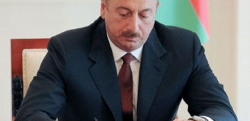 Azerbaijani president increases salaries of healthcare workers