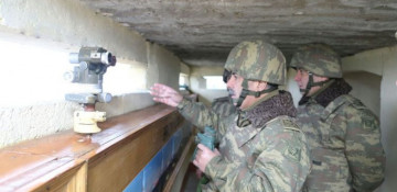 Azerbaijan's Defense Minister visits military units on front line