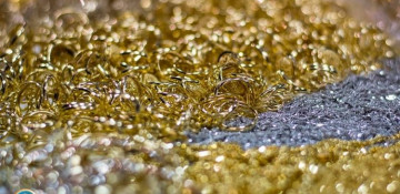 Azerbaijani citizen detained while attempting to smuggle 40kg of jewelry to Georgia