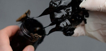 Oil prices fall as U.S. trade dispute with China looms