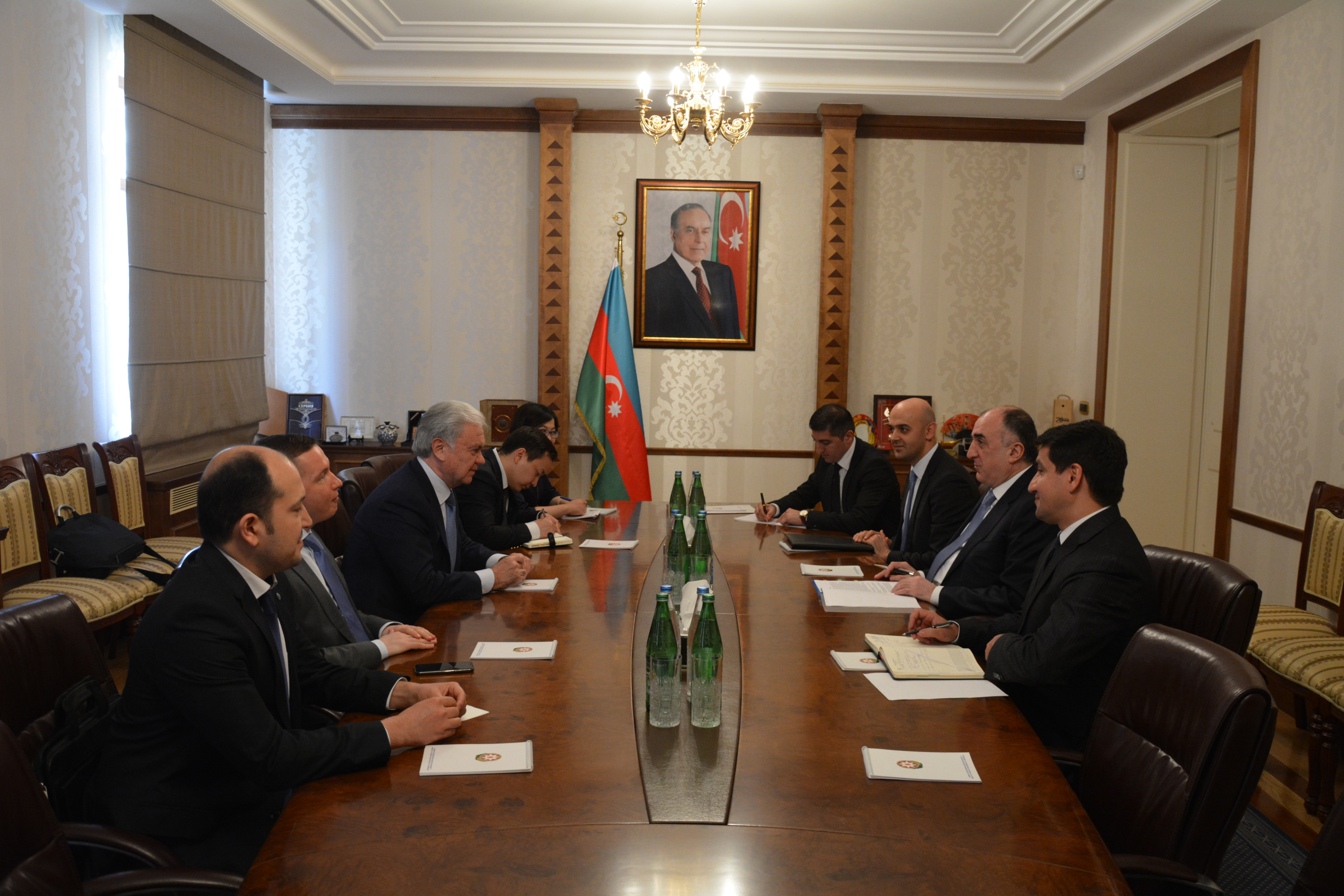 Azerbaijani FM receives delegation led by SCO Secretary General