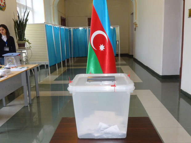 Azerbaijan declares voter turnout for 15:00