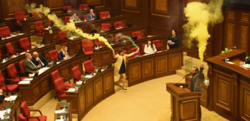 Yelk Alliance MPs light smoke candles in Armenian Parliament