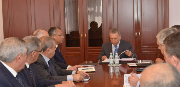 New chairman of Azerbaijani State Committee for Refugees and IDPs introduced to staff