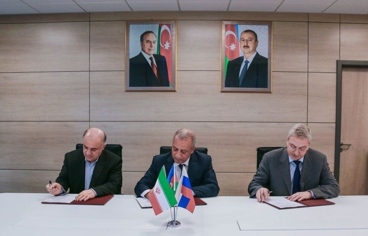 Azerbaijan, Russia, Iran to create working group on integration of power systems