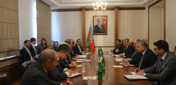 Azerbaijani FM receives members of US Congress