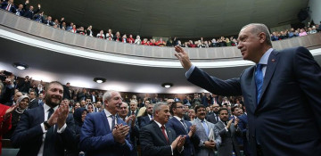 AK Party nominates Erdogan for 2nd term as president