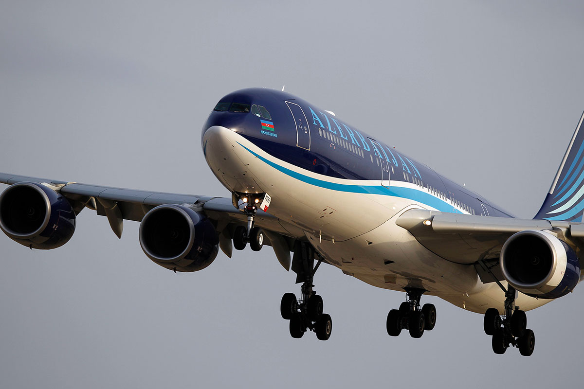 AZAL plane makes emergency landing