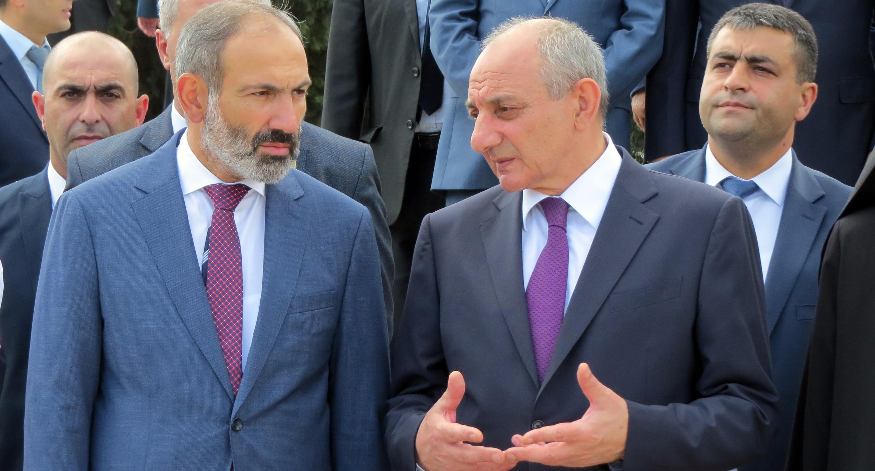 Advice to drop-out Pashinyan: read what the world speaks about Karabakh