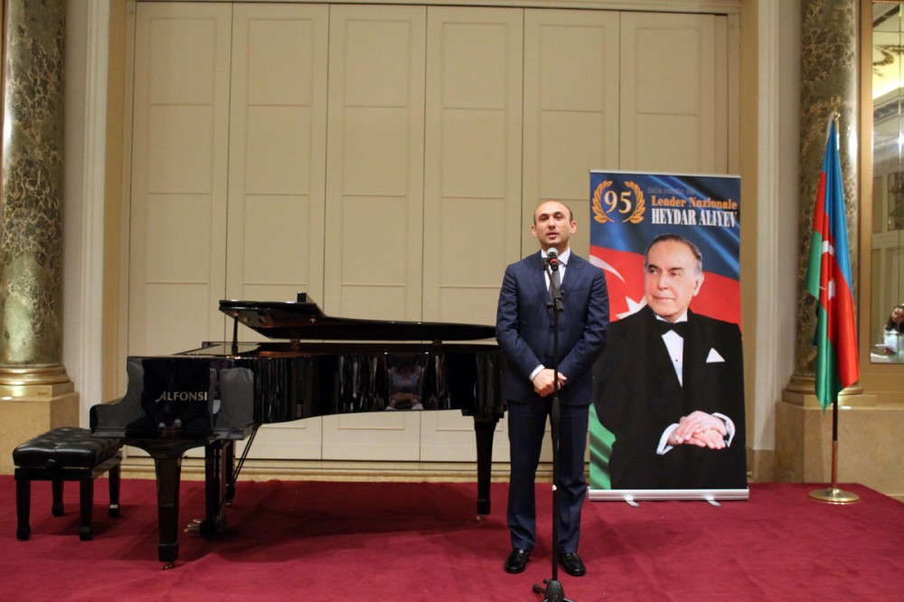 Book on national leader Heydar Aliyev presented in Rome