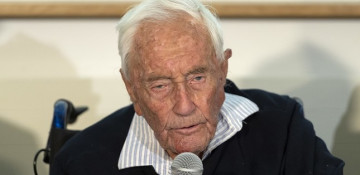Australia's oldest scientist dies in assisted suicide in Switzerland