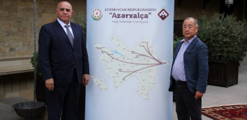 Azerbaijani carpets impress Japanese delegation