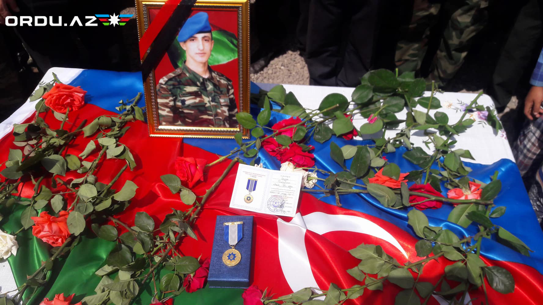 Martyred serviceman Adil Tatarov posthumously awarded with medal “For Bravery”