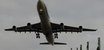 US imposes new sanctions targeting Iranian airlines, four Turkish companies