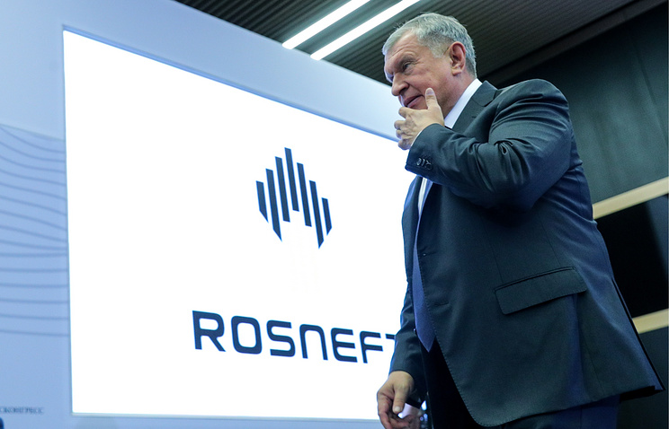 Rosneft CEO expects new oil price records on the market
