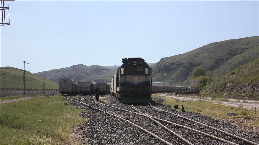 Turkey, Iran to start passenger rail service soon