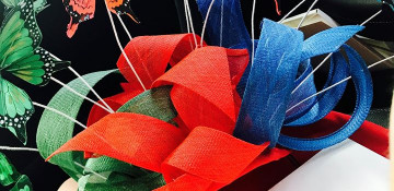 Amazing hat featuring Azerbaijani three color spotted at Royal Ascot 2018 - PHOTOS