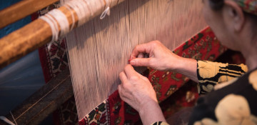 UNDP's shorthand story tells about development of carpet weaving in Azerbaijan