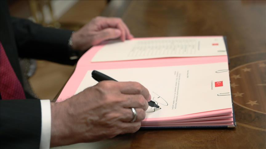 Turkish President Erdogan unveils 16-minister cabinet