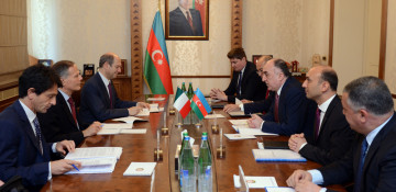 Azerbaijan's FM meets Italian counterpart