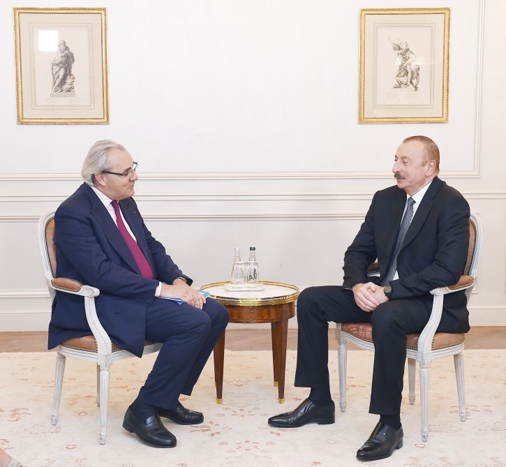 President of Azerbaijan meets with Chief Executive Officer of SUEZ