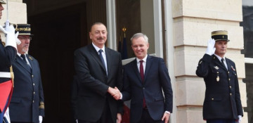 Azerbaijani president meets with president of French National Assembly 