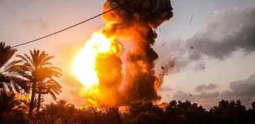 Israeli army launches large-scale attack on Gaza