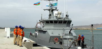 Kazakh warship arrives in Baku