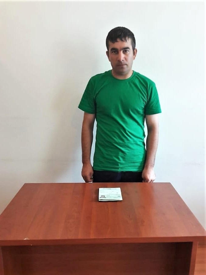 Azerbaijan's border service detains four foreigners with fake documents