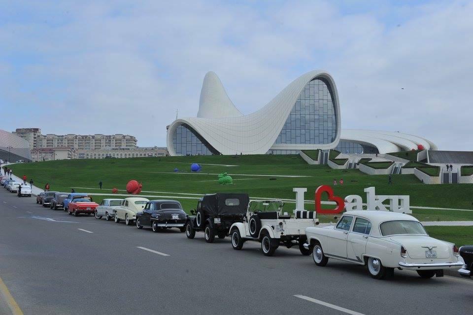 Azerbaijan Automobile Federation organizing parade of classic cars