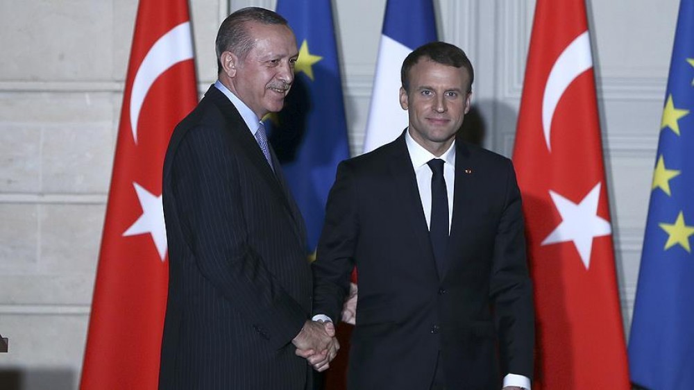 Turkish, French presidents discuss economic ties