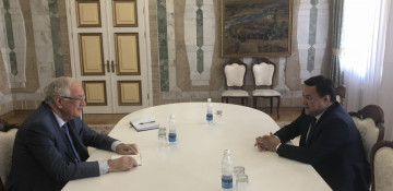 Azerbaijan, Kyrgyzstan discuss bilateral relations