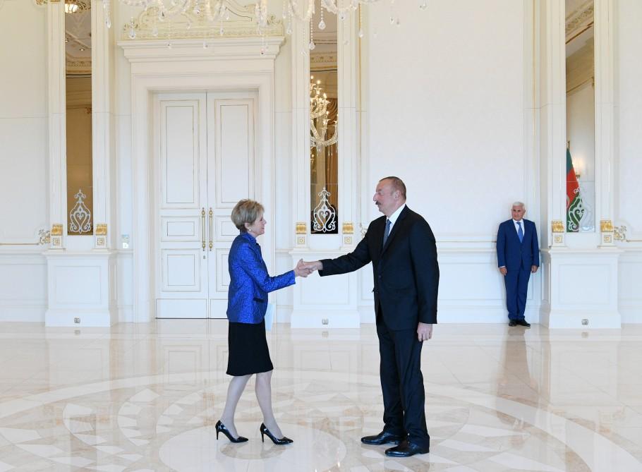 President Aliyev receives credentials of incoming Icelandic ambassador