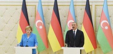 Ilham Aliyev, Angela Merkel hold joint press conference in Baku
