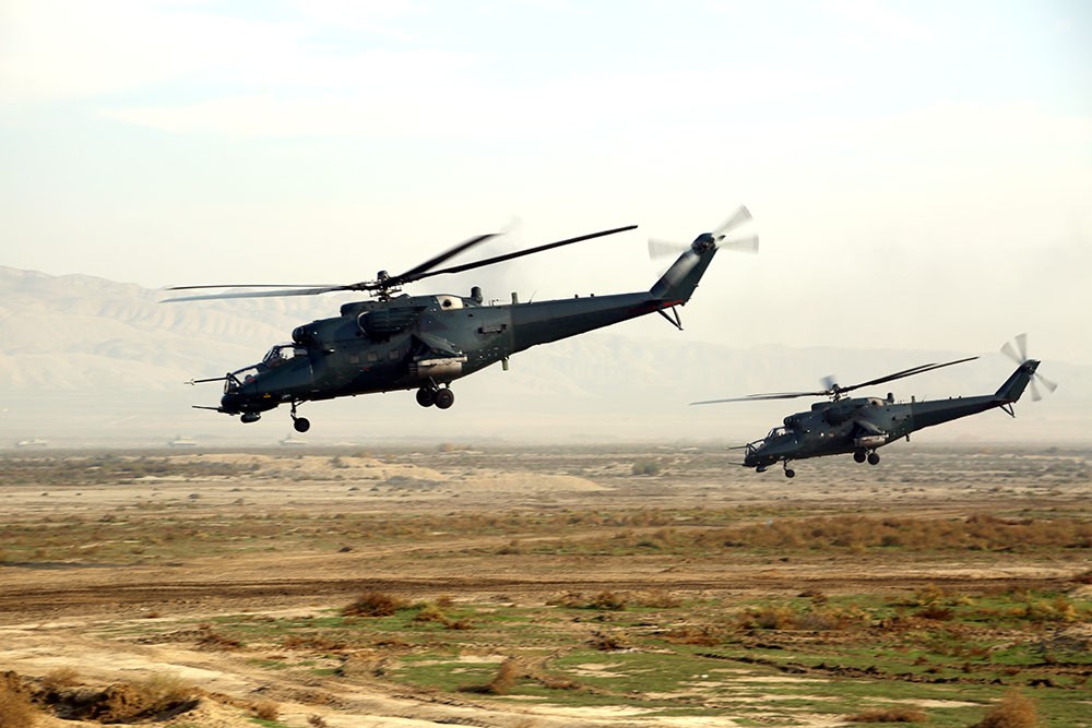 Air Force of Azerbaijan conducts training flights