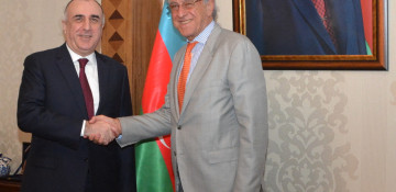 Azerbaijan's Foreign Minister receives outgoing Argentine ambassador