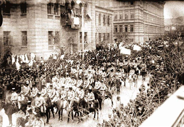 Azerbaijan marks centenary of Baku’s liberation 