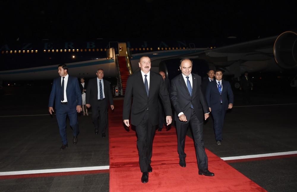 President Ilham Aliyev arrives in Tajikistan