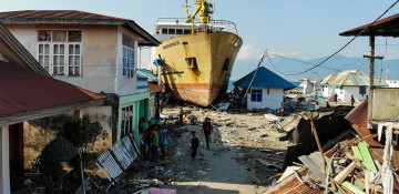 More than 150 thousand people can remain under the rubble in Indonesia