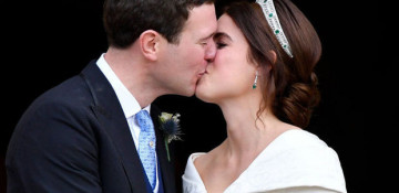 Princess Eugenie marries in 2nd royal wedding of 2018 at Windsor Castle