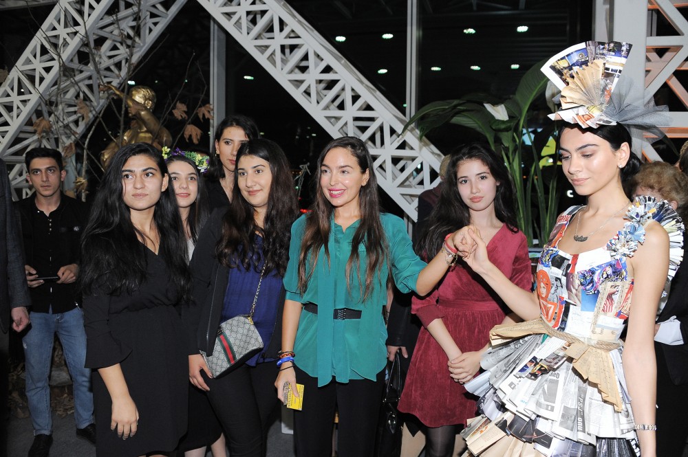 2nd youth exhibition “Through the eyes of students: Environmental problems and ways of addressing them” held in Baku