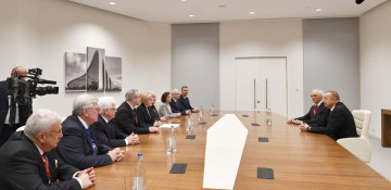 President Ilham Aliyev receives Russian deputy prime minister