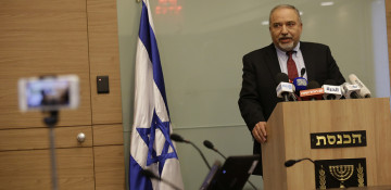 Israeli Defense Minister Avigdor Lieberman resigns