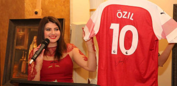 Azerbaijani Women’s Association in the UK and FIWAL join Autumn Gala 