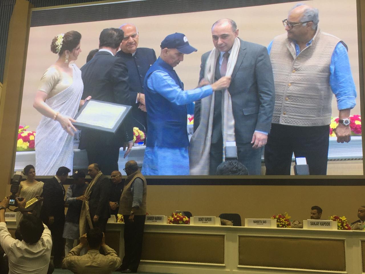 Azerbaijani ambassador awarded in India 