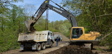 President Ilham Aliyev allocates AZN 9m for construction of road in Yardimli