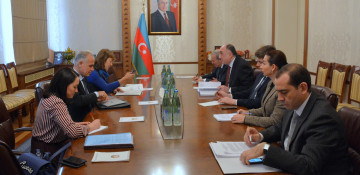 Azerbaijani FM meets UNECE executive secretary 