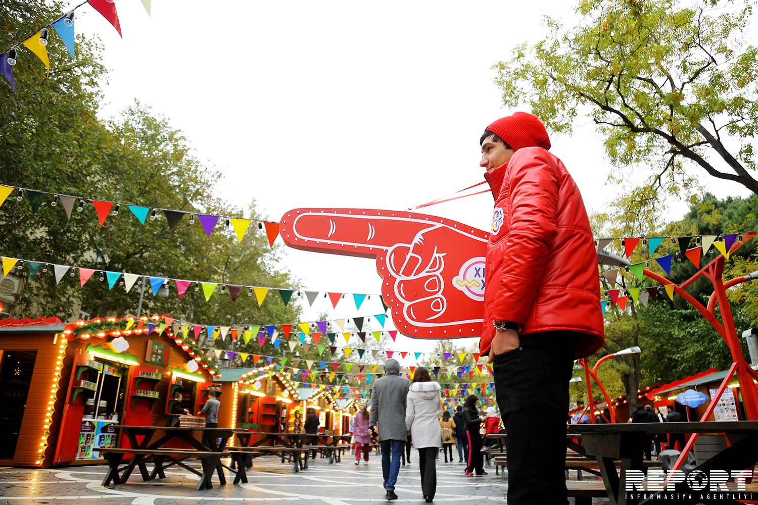 Charity fair Cold hands, warm heart opens in Baku